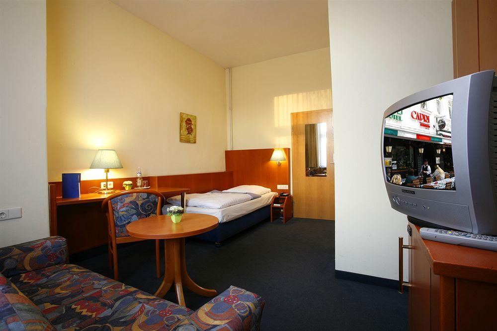 Trip Inn Hotel Schumann Dusseldorf Bagian luar foto