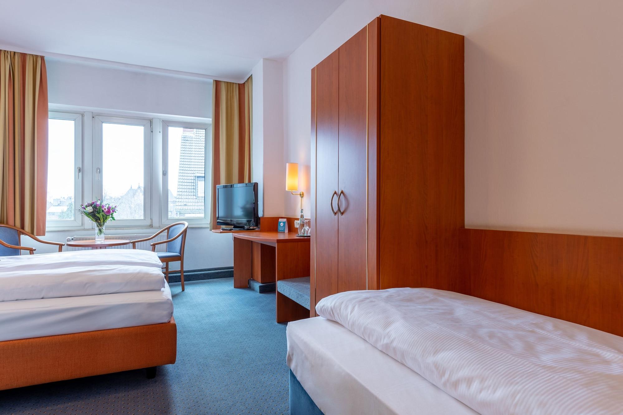 Trip Inn Hotel Schumann Dusseldorf Bagian luar foto
