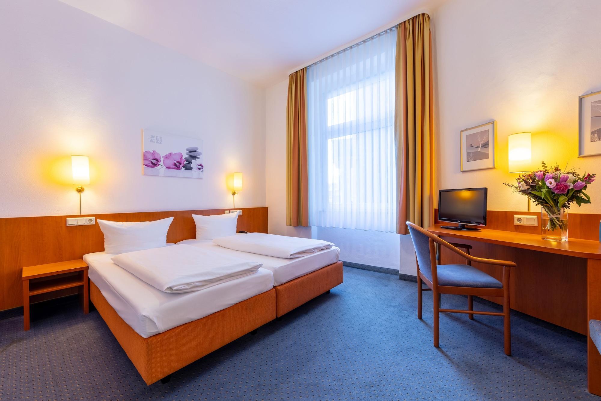 Trip Inn Hotel Schumann Dusseldorf Bagian luar foto