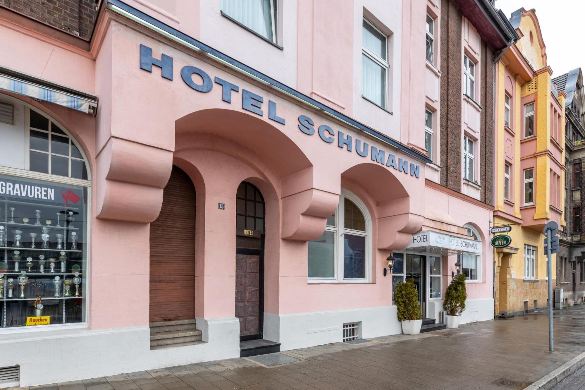Trip Inn Hotel Schumann Dusseldorf Bagian luar foto