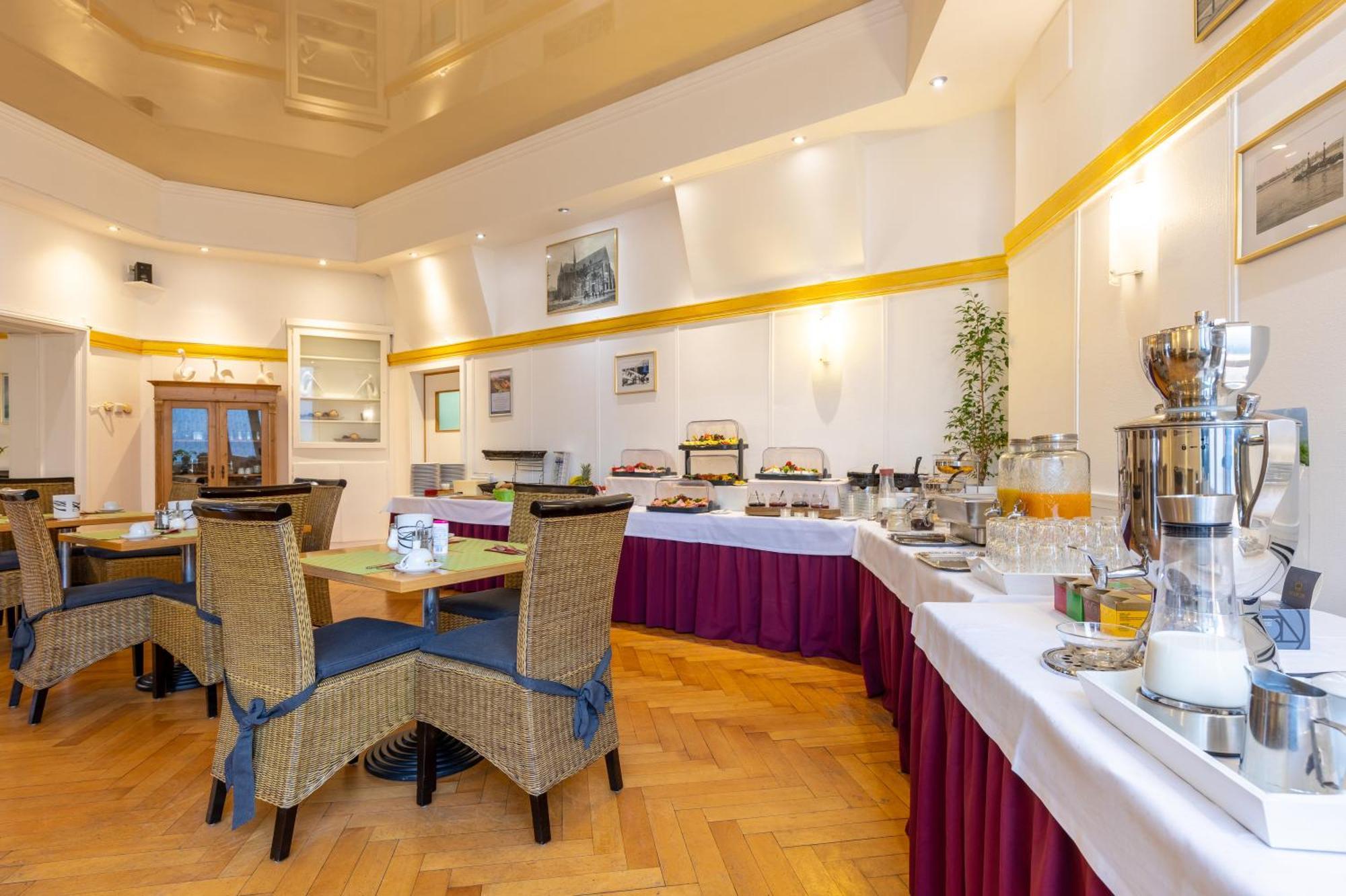 Trip Inn Hotel Schumann Dusseldorf Bagian luar foto