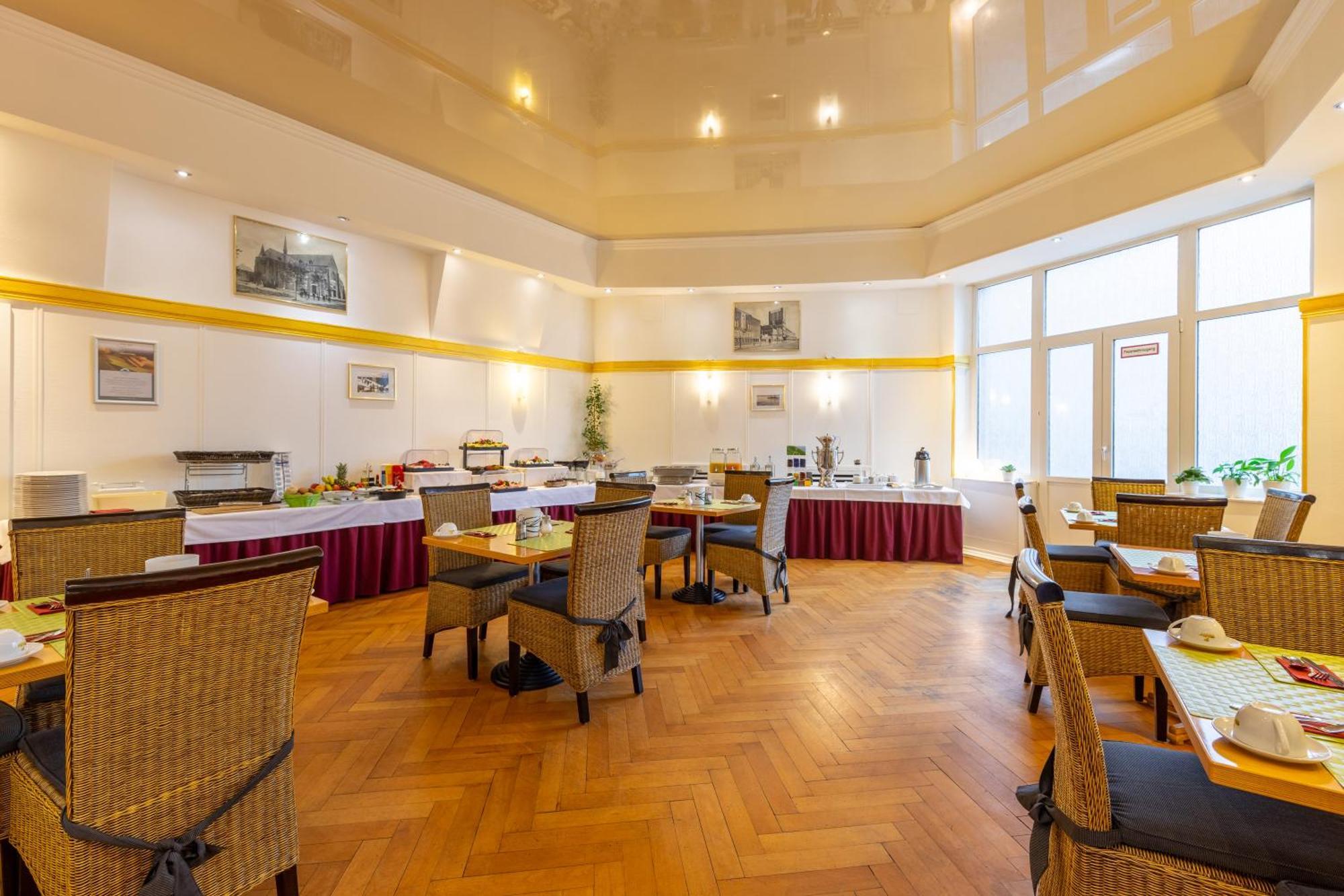 Trip Inn Hotel Schumann Dusseldorf Bagian luar foto